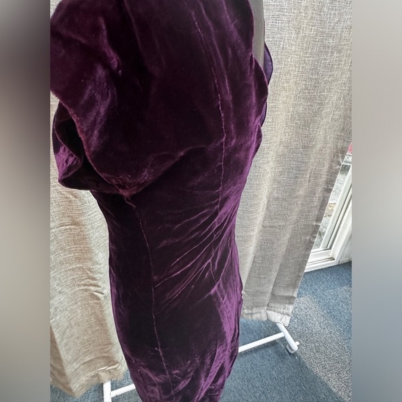 Saks Fifth Avenue Vintage Velvet Mini Dress Size 4, Purple - Picture 3 of 7